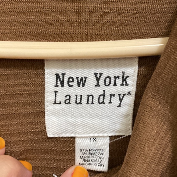 Sweater size 1 X - Picture 6 of 8